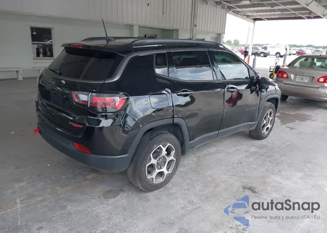 2022 Jeep Compass Trailhawk 4X4 from USA, damaged, VIN 3C4NJDDB5NT164201
